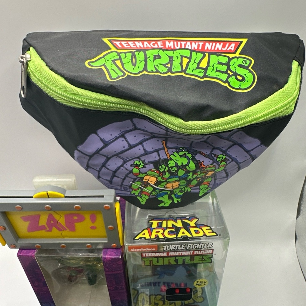 Teenage Mutant Ninja Turtles TMNT Lot Toys Arcade Book Fanny Pack Collectibles - Picture 15 of 15
